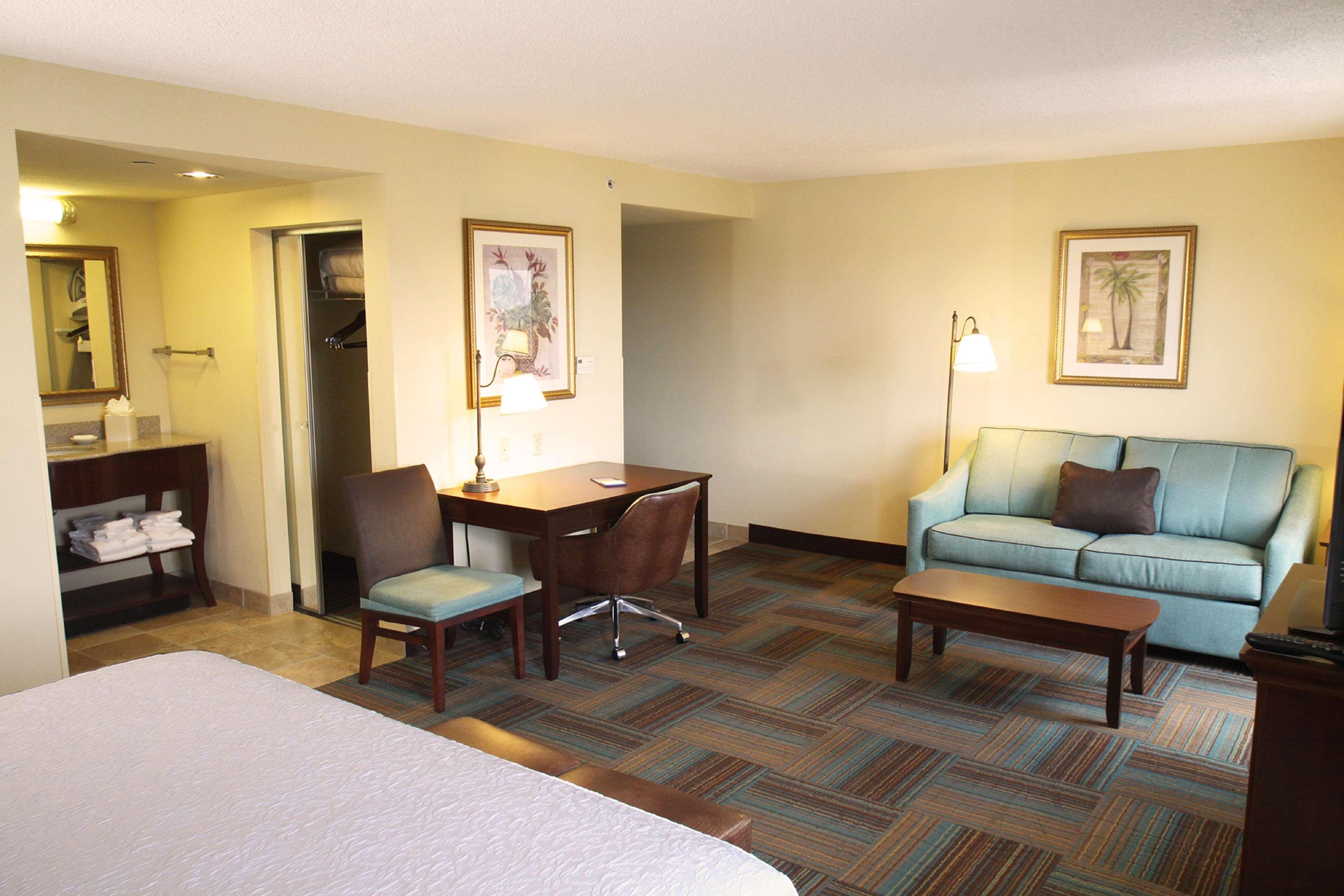 Hampton Inn & Suites Fort Myers-Colonial Boulevard Bagian luar foto