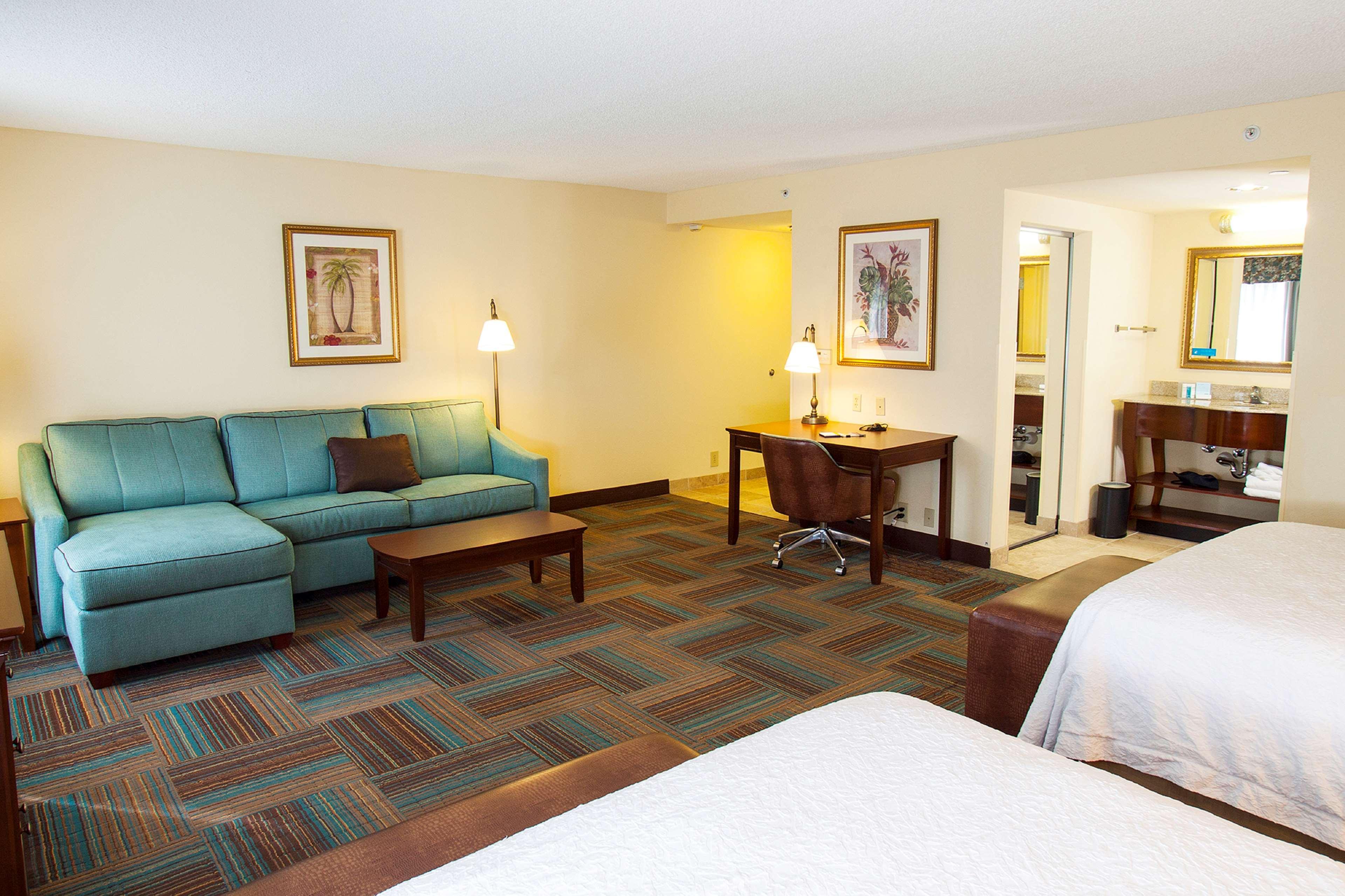 Hampton Inn & Suites Fort Myers-Colonial Boulevard Bagian luar foto