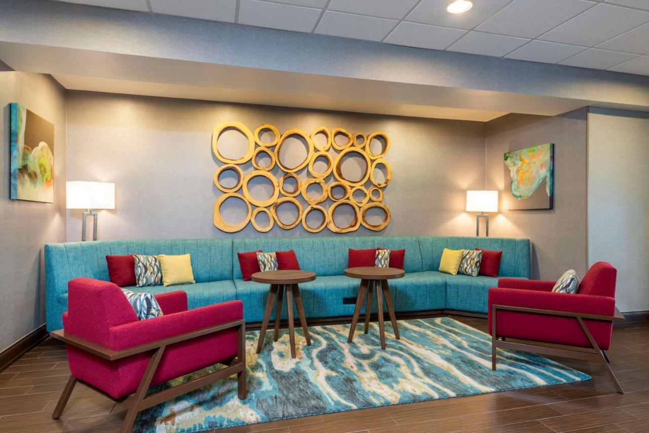 Hampton Inn & Suites Fort Myers-Colonial Boulevard Bagian luar foto