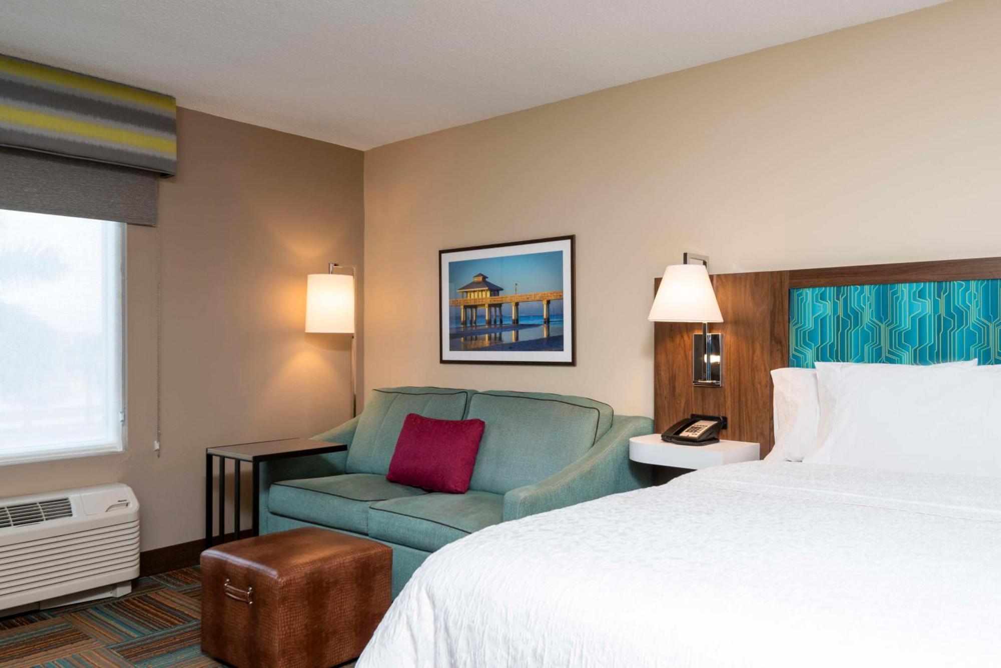 Hampton Inn & Suites Fort Myers-Colonial Boulevard Bagian luar foto