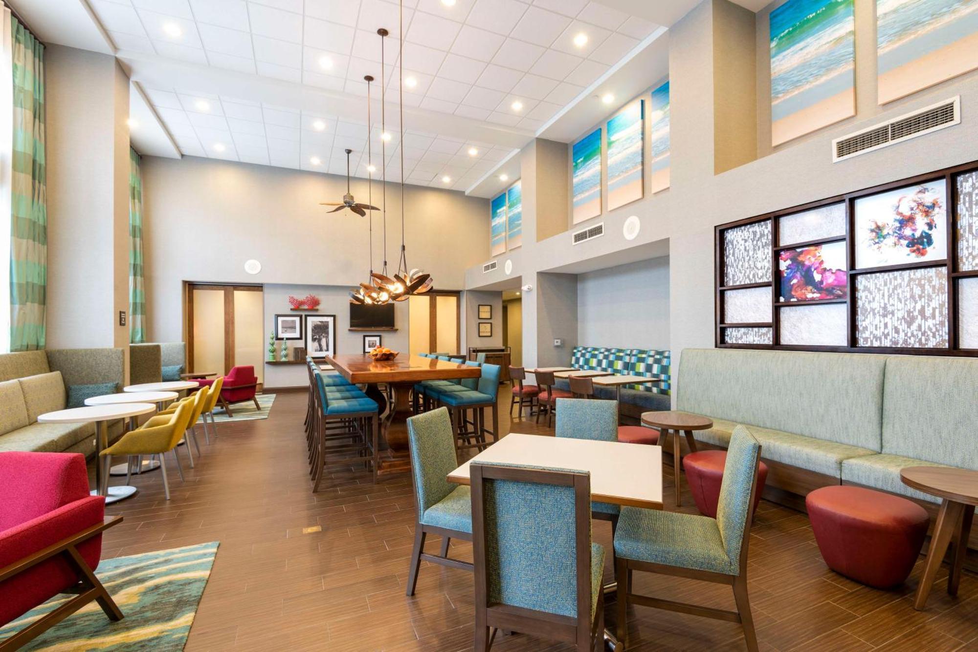 Hampton Inn & Suites Fort Myers-Colonial Boulevard Bagian luar foto